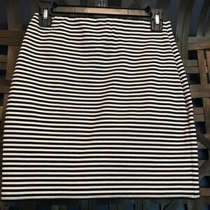 LOFT Black and White Stripe pull-on Skirt, XXSP